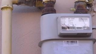 Avalanșă de SCUMPIRI de la 1 octombrie! Cresc prețurile la gaze, curent și carburanţi