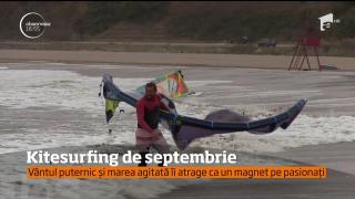 Kitesurfing de septembrie, pe valurile mari ale Mării Negre!