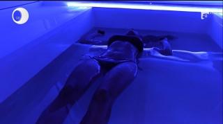 Terapia prin plutire, o nouă modalitate prin care românii se pot relaxa