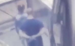 O adolescentă de doar 15 ani, ajutată de tatăl ei, a furat o bijuterie care costă cât o garsonieră, dintr-un mall bucureştean