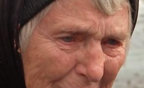 Procurorii DNA din Ploieşti au adus la audieri, de la 400 de km distanţă, o bunicuţă de 90 de ani, citată ca martor în dosarul nepoatei ei