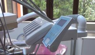 Două cabinete medicale moderne, complet utilate, sunt sunt nefolosite de aproape un an, la Prundul Bârgăului