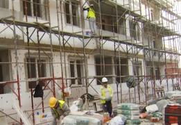 Veşti proaste pentru românii care sperau să-şi cumpere locuinţă. Programul Prima Casă ar putea dispărea complet