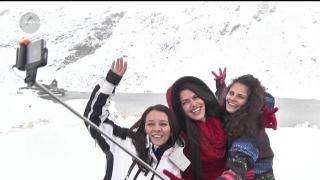 Peisaj de basm, la munte! Turiștii aflați la Bâlea Lac au avut parte de multă zăpadă