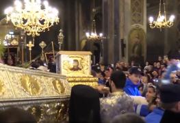 Peste 200.000 de pelerini sunt aşteptaţi la Iaşi, la moaştele Sfântei Parascheva