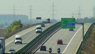 Big Brother pe drumurile României! Ministerul Transporturilor vrea camere video de ultimă generaţie şi senzori de greutate în asfalt pe autostrăzi şi DN1