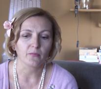 Profesoara de română din Turda, sancţionată pentru că le-a recomandat elevilor un film, este din nou la catedră