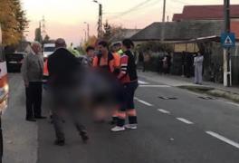 Accident violent în Gorj, la doi paşi de şcoală. Elevă în stare gravă, după ce o maşină a lovit-o în plin pe trecerea de pietoni (VIDEO)