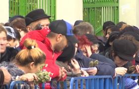 Pelerinaj grandios în Capitală. Sute de oameni au mers la moaștele Sfântului Dimitrie cel Nou