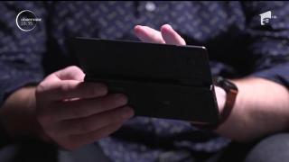 Premieră pe piaţa smartphone-urilor. Chinezii lansează telefonul cu ecran dublu!