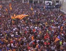 CRIZĂ URIAŞĂ în Spania, după ce Catalonia şi-a declarat INDEPENDENŢA. Reacţia guvernului de la Madrid este fără precedent