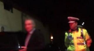 Dosar penal pentru preşedintele CJ Călăraşi, care a fugit de poliţilti la un control de rutină şi s-a baricadat în propria curte