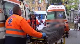 O femeie din judeţul Botoşani a ajuns la urgenţă după ce a fost înjunghiată în gât, chiar de către soţ!