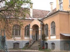 Unicul castel din România costruit pe principiile unui calendar va fi reabilitat!