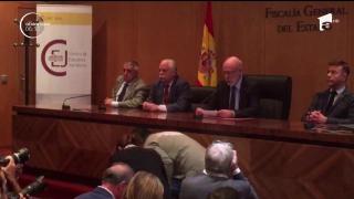 Separatiştii, judecaţi pentru rebeliune. Liderul catalan Carles Puigdemont caută azil printre străini