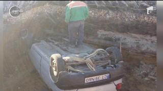 Mărturiile şocante ale muncitorilor peste care a căzut un Matiz, la Constanţa: 'N-am auzit nimic, doar am văzut maşina în aer'