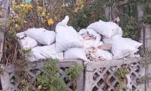 România e sufocată de moloz de la construcţii şi renovări. Numai în Capitală s-au dat amenzi de peste jumătate de milion de lei, degeaba