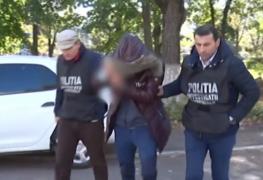 Şoferul care a luat pe capotă un poliţist şi apoi a fugit cu maşina s-a predat. Detalii despre bărbatul care avea permisul suspendat