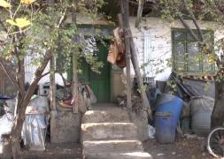 Sfârşit groaznic în Neamţ! O tânără a murit de frig în curtea casei, unde ar fi dormit trei zile