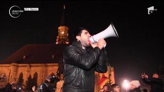 Aproape toată România a ieşit în stradă! Românii din Diaspora s-au alăturat protestatarilor de acasă şi au transmis mesaje dure către aleşi