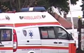 Situaţie revoltătoare în Vâlcea! O femeie care A MURIT pe stradă a fost abandonată acolo zeci de minute, chiar de echipajele de ambulanţă