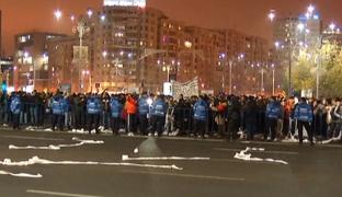 Milioane de români se tem că vor avea venituri mai mici de la 1 ianuarie, după ce intră în vigoare Revoluţia Fiscală