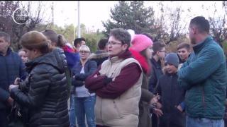 Vor să se antreneze şi să facă performanţă dar nu au unde! Povestea a zeci de copii din Maramureş care primesc numai promisiuni din partea autorităţilor