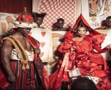 Noul Calendar Pirelli readuce la viață povestea lui Alice în Ţara Minunilor!