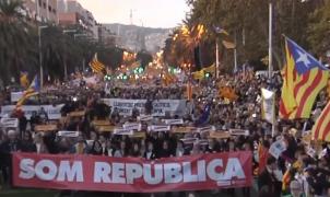 NUMĂR RECORD de protestatri la Barcelona! 750.000 de catalani au ieşit în stradă și au cerut eliberarea oficialilor secesionişti