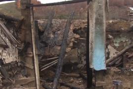 Un băcăuan a băgat spaima în localnici! Gestul incredibil al bărbatului, după ce iubita lui a plecat de acasă cu cei 9 copii (VIDEO)