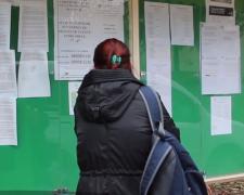 Elevii care nu iau BAC-ul din prima sesiune ar putea sta acasă un an! Ministerul Educaţiei vrea să mute sesiunea de la început de toamnă în decembrie