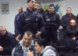 Miracol pentru un jandarm alături de care au stat toţi camarazii săi. Revedere emoţionantă