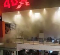 Momente de PANICĂ în mall-ul în Constanţa! 200 de oameni au fost EVACUAŢI de urgenţă
