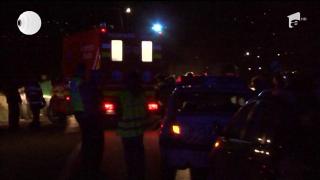Accident teribil pe un drum din Iaşi. 13 oameni au fost răniţi după ce un microbuz şi un TIR s-au ciocnit. Plan roşu de intervenţie