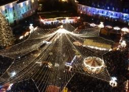 Atmosferă de sărbători la Sibiu! Celebrul Târg de Crăciun şi-a redeschis porţile pentru al 11-lea an
