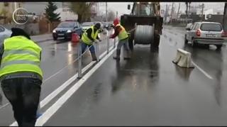 Teste în premieră cu parapete pe cablu, care ar putea reduce accidentele în România