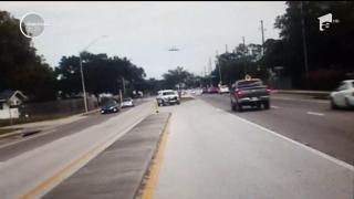 Aterizare de urgenţă pe o şosea din Florida! Momentele de panică, surprinse de camerele video