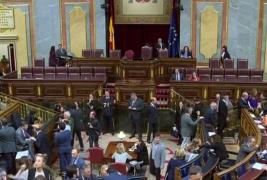 Madridul, dispus să acorde mai multă autonomie fiscală în Catalonia, pentru a detensiona criza constituţională
