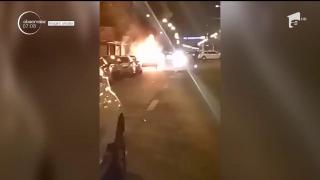 O maşină a fost distrusă în totalitate de foc, în Capitală, noaptea trecută