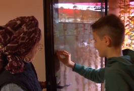 Tradiţiile de Sf. Andrei sunt respectate cu sfinţenie în multe sate. Oamenii cred că astfel le va merge mai bine