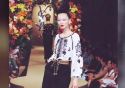 Ia românească, din ce în ce mai mult folosită de designeri de renume