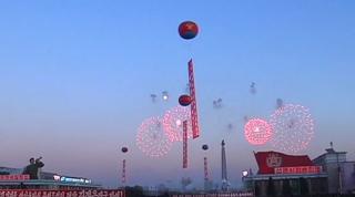 Ultima rachetă a Phenianului, sărbătorită cu mare fast de regimul nord-coreean (Video)