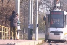 Transportul în comun se simplifică în Bucureşti. Un singur bilet va fi valabil atât pe RATB, cât şi la metrou