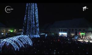 Spectacol impresionant pentru mii de români în seara de Moş Nicolae!