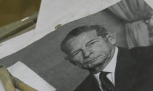 Bustul din ceramică al Regelui Mihai, darul unui sculptor din Codlea, pentru Familia Regală