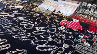 Cum deosebeşti bijuteriile adevărate de cele false. Sfaturile specialiştilor