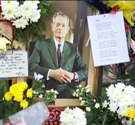 Oricine doreşte, îşi va putea lua "Adio" de la regele Mihai I, la Palatul Regal din Bucureşti, în această seară, de la ora 21