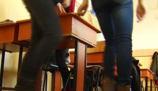 Ultimele informaţii în cazul directorului de liceu de la Gorj acuzat că-şi bate elevii (Video)