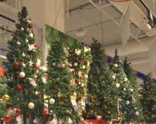 De Sărbători, pentru a lua daruri celor dragi, românii apelează la cardul de credit