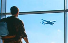 Cine s-a grăbit să cumpere vacanţe pentru anul viitor, ar putea pierde şi banii şi sejurul